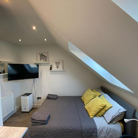 Quiet North London - 2 X Double Bedrooms - Close To Station And 20Mins Central London Totteridge Zewnętrze zdjęcie