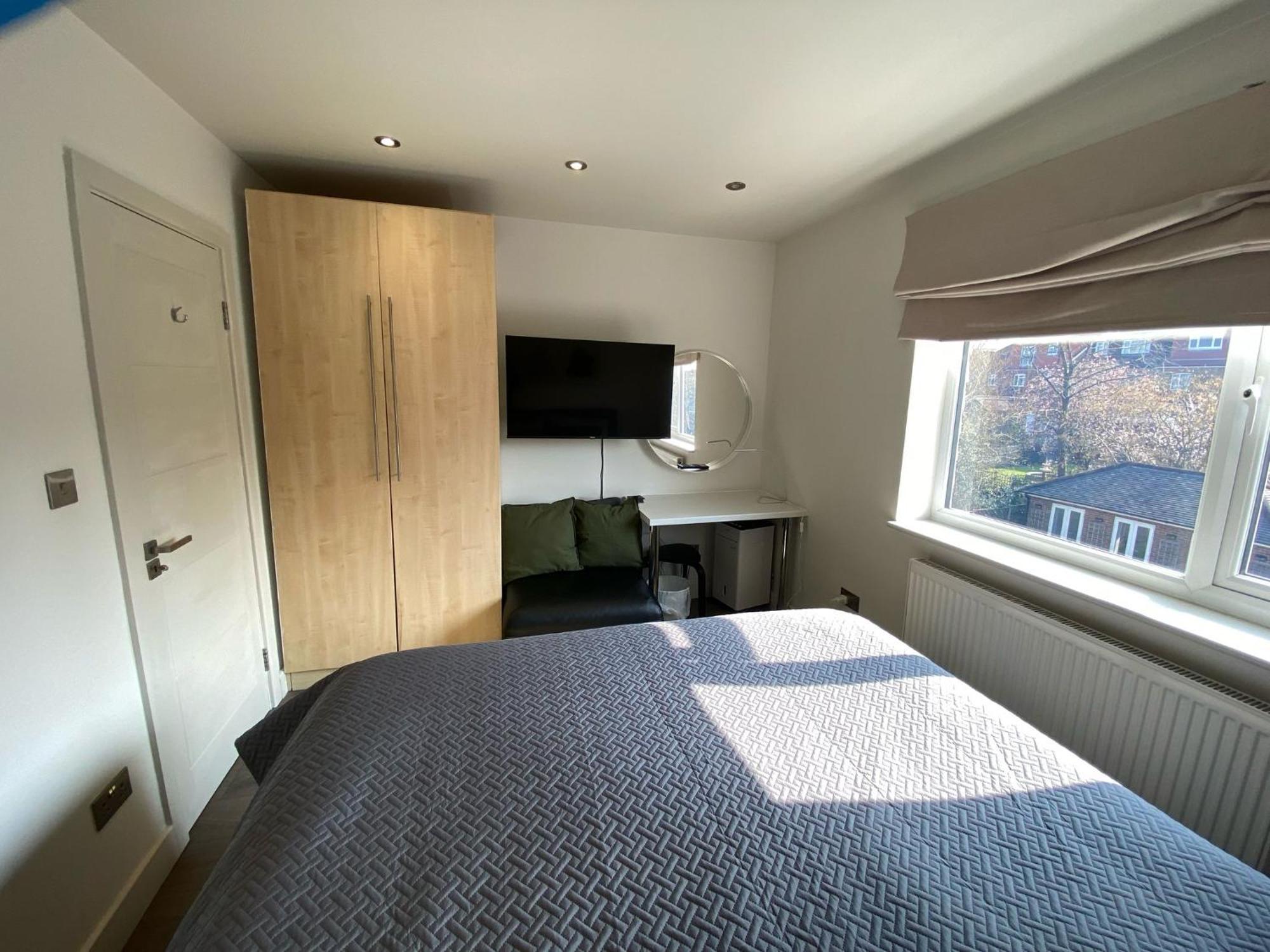 Quiet North London - 2 X Double Bedrooms - Close To Station And 20Mins Central London Totteridge Zewnętrze zdjęcie